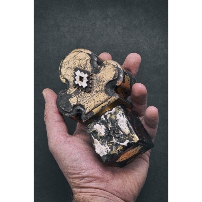 Adi_Ale_Van_Diamonitirium_Elixir_Extrait_de_Parfum_Romania