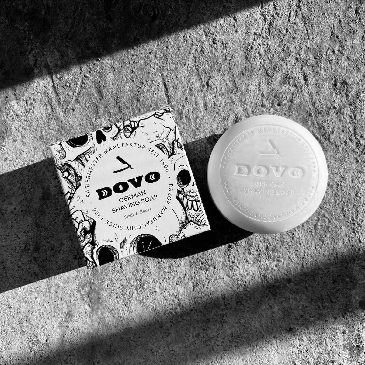 DOVO_Skull_Bones_Rasierseife_Shaving_Soap_150g_Germany