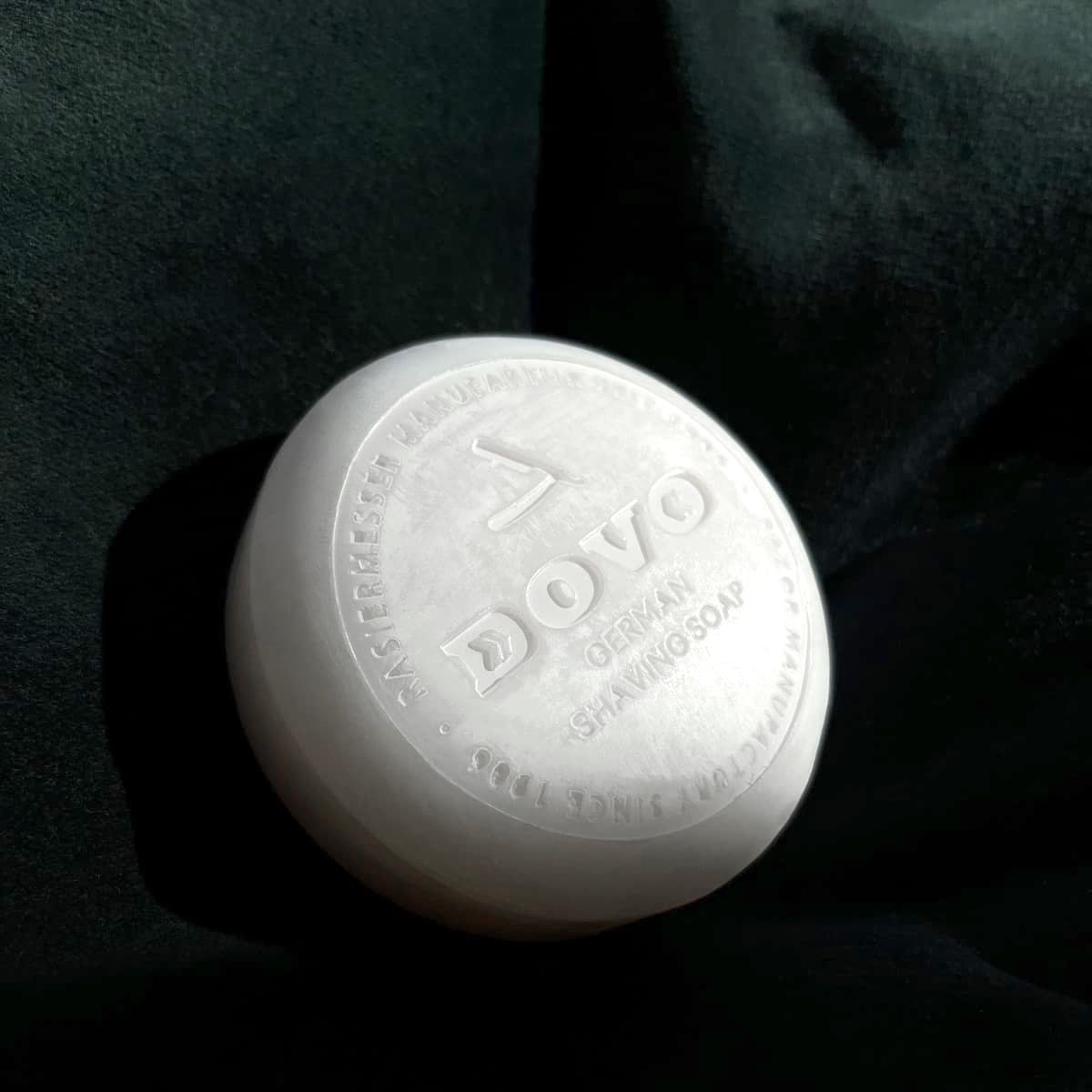 DOVO_Skull_Bones_Rasierseife_Shaving_Soap_150g_Germany