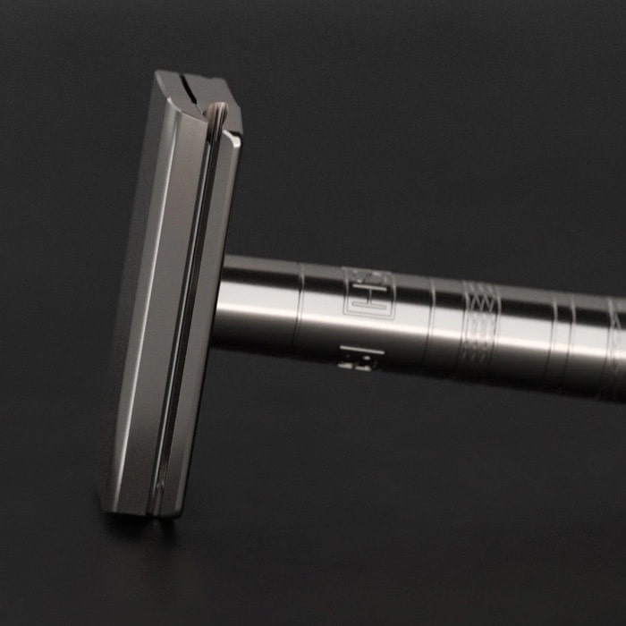 HENSON-Rasierhobel-Ti22-Titanium-razor-Canada