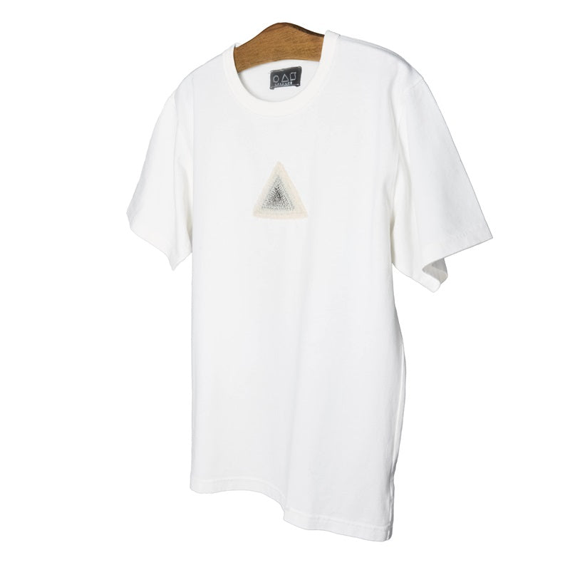 Yurika_Saito_T-Shirt_Balance_Triangle_White_Soul_Objects_Berlin_Tokyo