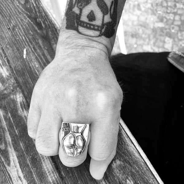 Soul_Objects_SoulBum_Ring_Silber_Berlin_Soul_Family_Germany_Kornelius_Werhahn_Mees