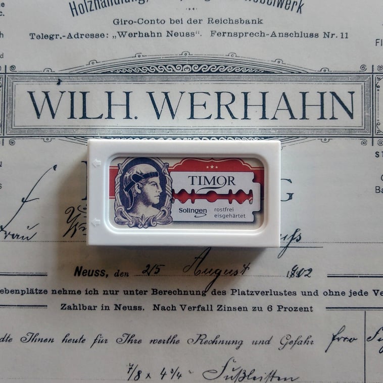 Timor-Rasierklingen-Solingen-eisgehärtet-rsotfrei-stainless-steel