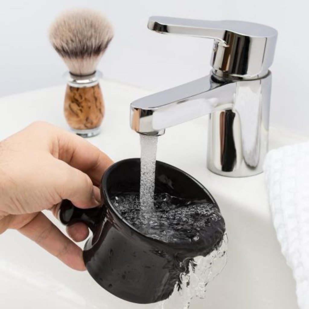 Rasiertiegel von MÜHLE, Porzellan schwarz optimal aufschäumen porcelain lathering bowl
