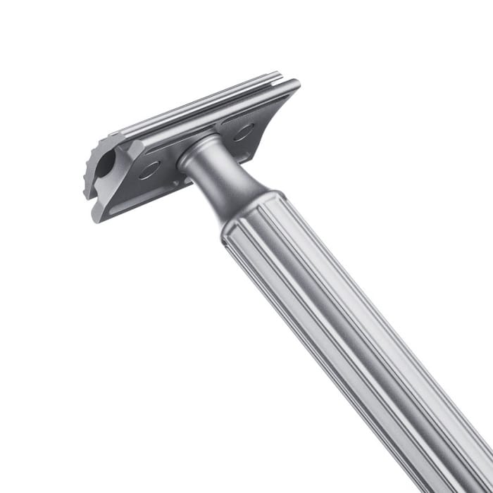 Design94_Titanium_Luxury_Razor_Rasierhobel_Brush_Set_Germany_Soul_Objects