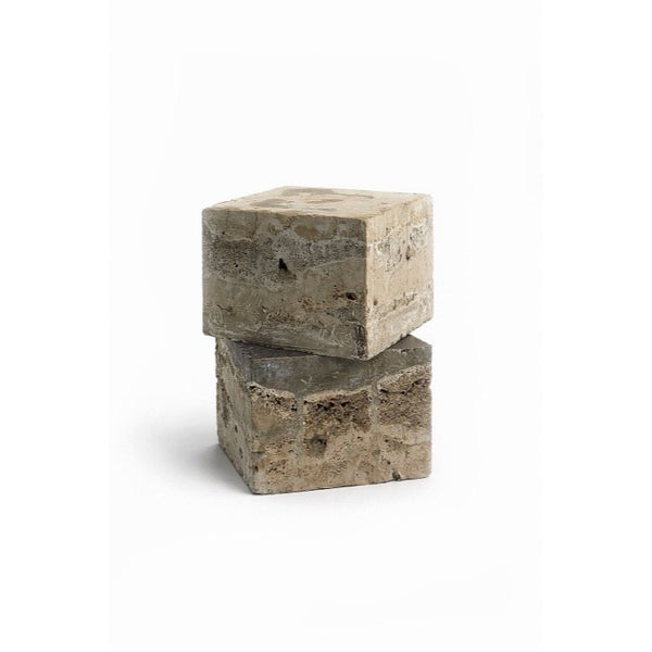 Kanchaveli_Bidzina_Niche_Perfume_WHITE_Dice_Eau_de_Parfum_Concrete_Berlin