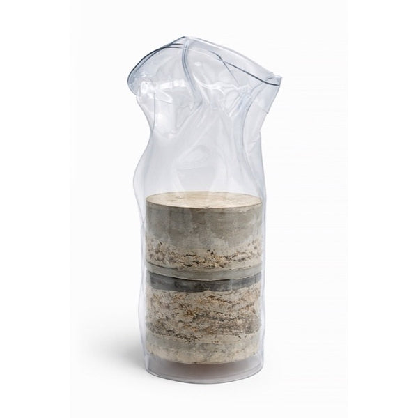 Kanchaveli_Bidzina_Niche_Perfume_Yellow_Eau_de_Parfum_Concrete_Berlin