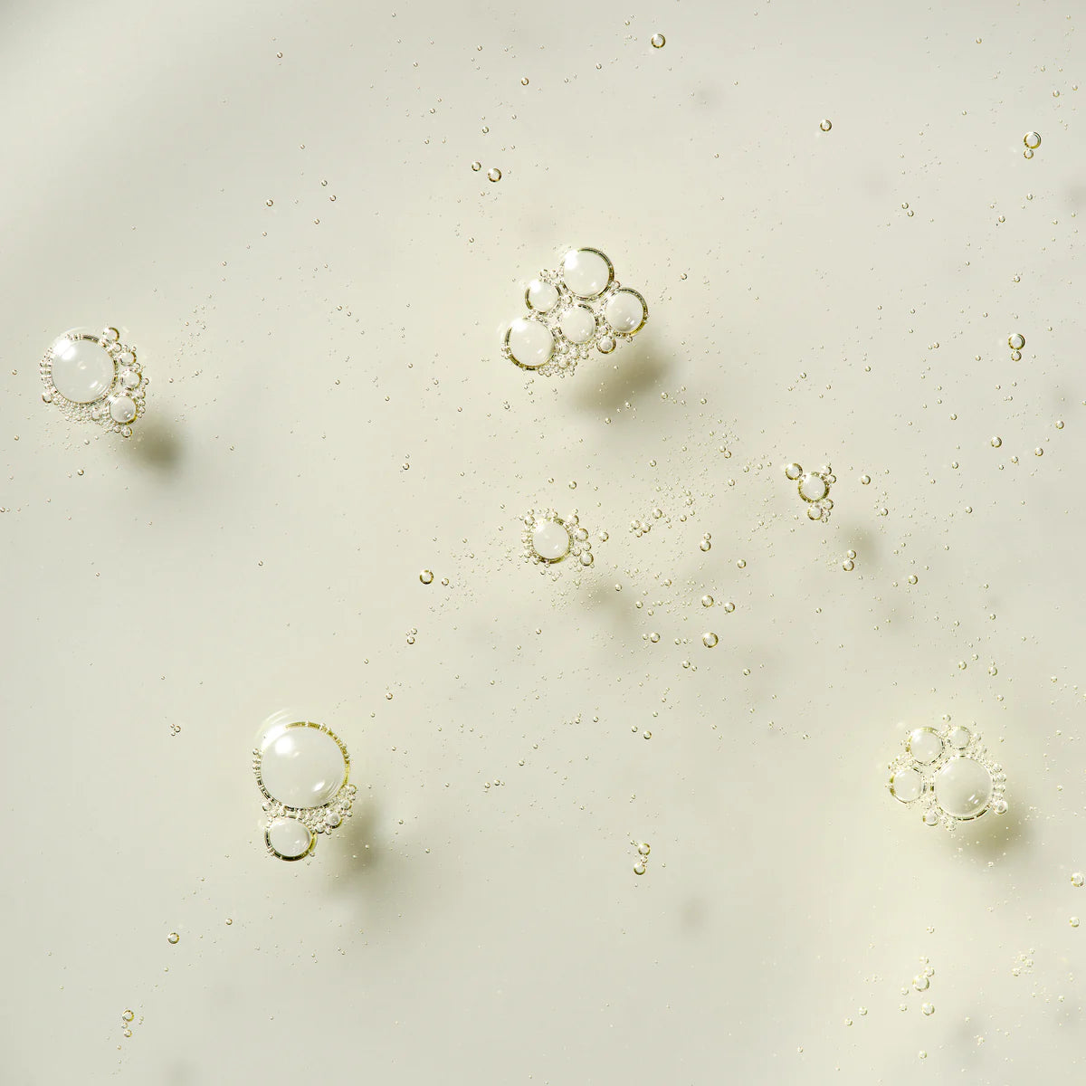 Neighbourhood_Botanicals_Organic_Face_Cleanser_Face_Off_UK