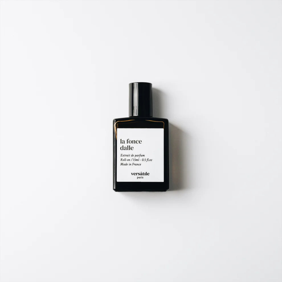 Versatile_La_Foncedalle_Extrait_de_Parfum_Roll_On_Paris