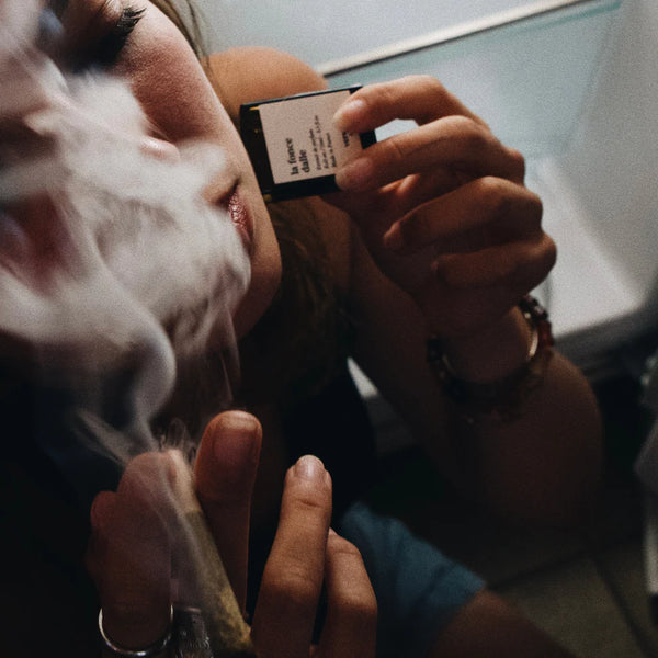 Versatile_La_Foncedalle_Extrait_de_Parfum_Roll_On_Paris