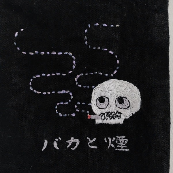 Yurika_Saito_Mini_Bag_idiots_Smoke_Embroidery_Tokyo_Japan_Berlin