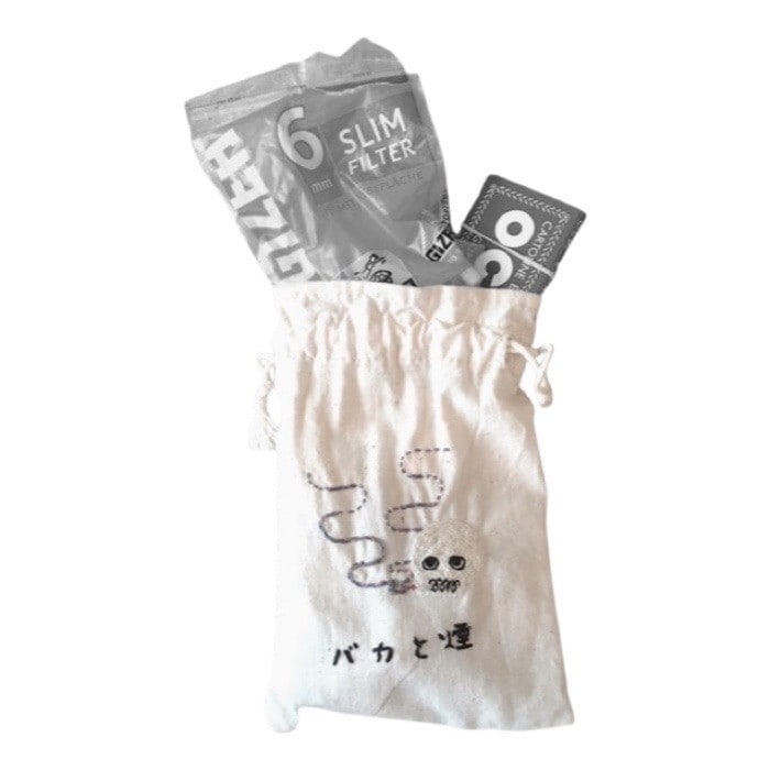 Yurika_Saito_Mini_Bag_idiots_Smoke_Embroidery_Tokyo_Japan_Berlin_3
