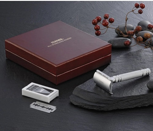Feather-AS-D2-Rasierhobel-matt-chrome-Verpackung-soulobjects.de