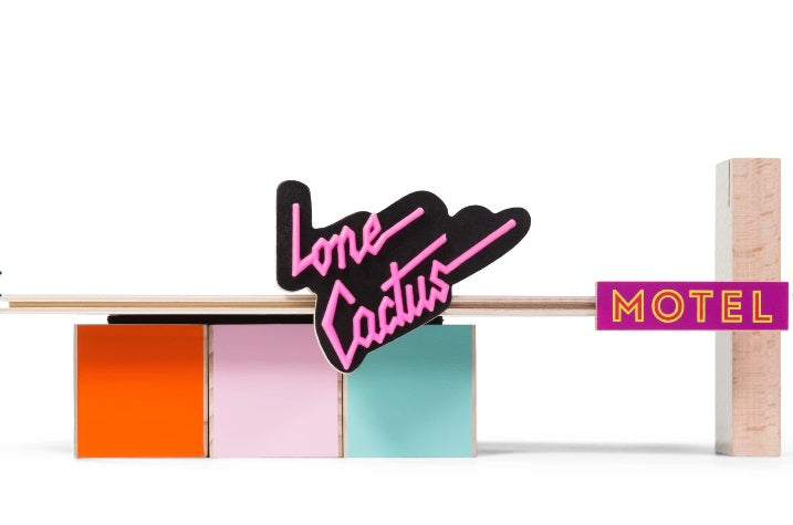 candylab-Toys-Lone-Cactus-Motel-USA-Roadtrip-american-classics